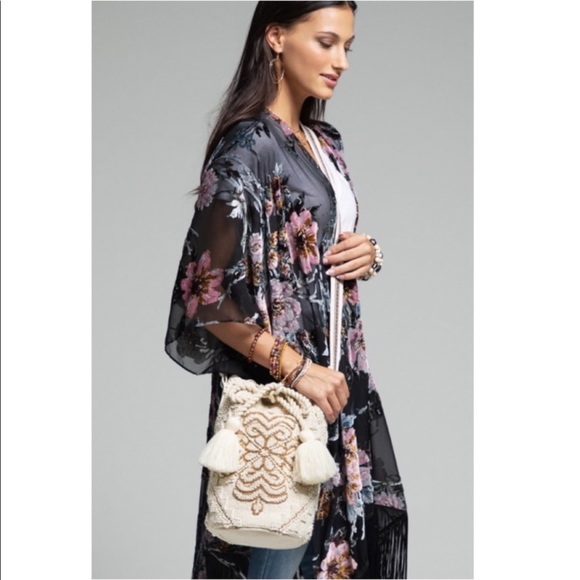 💕SOLD 🌸Ruggine Hand Woven Ethnic Navajo Pattern With Hand Beading Gold Metal - Picture 8 of 9